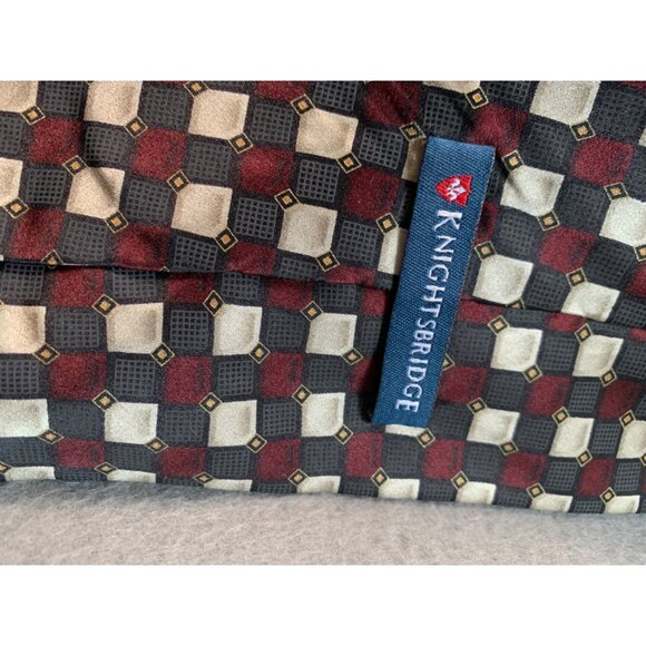 Knightsbridge Mens Silk Tie Red Black Geometric Pattern Silk Necktie - Picture 3 of 5